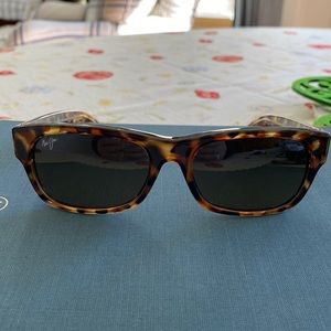 Maui Jim sunglasses very good condition